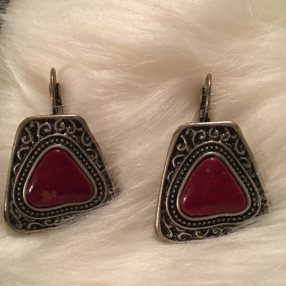 Necklace and earring set - Picture 2 of 4